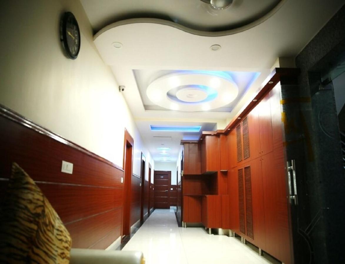 Hotel Kings, Rohtak Exteriör bild