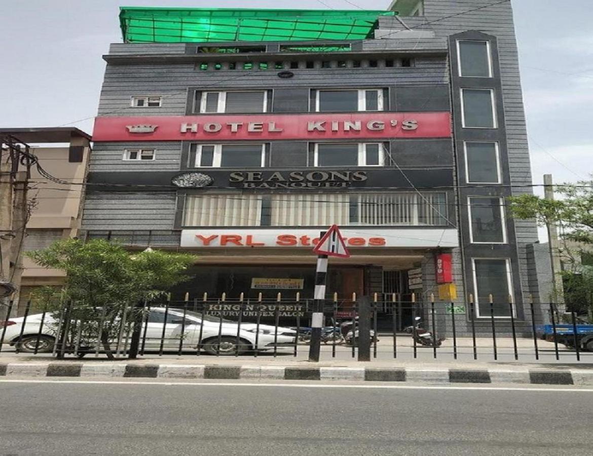 Hotel Kings, Rohtak Exteriör bild